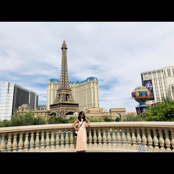 Meet your Posher, Sherlly - Picture 3 of 4